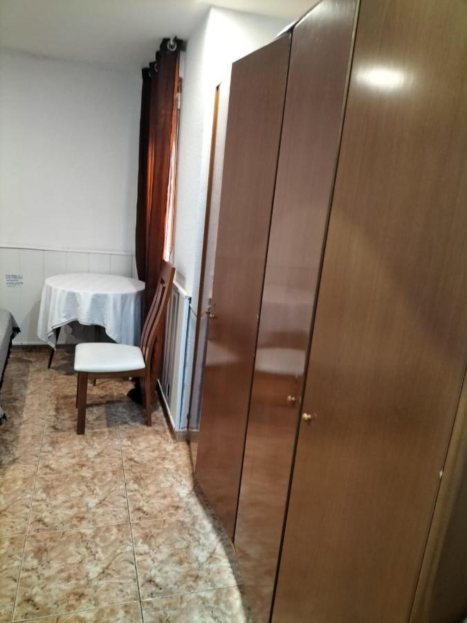 Homestay Tranquila Y Familiar Madrid
